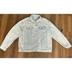 Women's Large Ivy&Main Blue &‎ White Jean Jacket